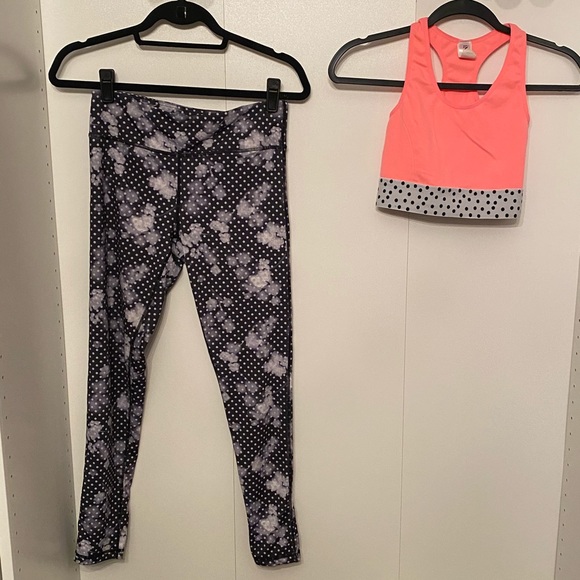 Workout/Lounge - Picture 2 of 4